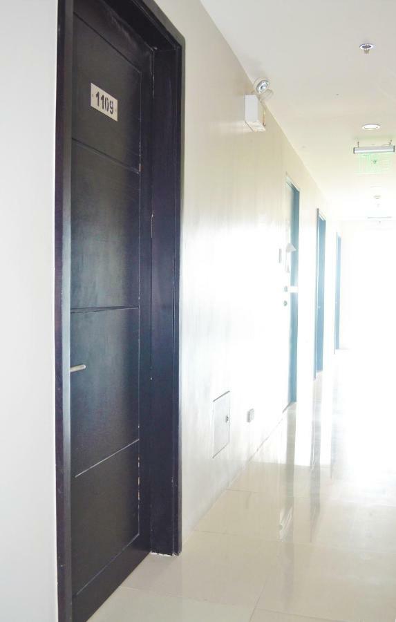 Unit 1109 Cityscape Residences Bacolod Luaran gambar